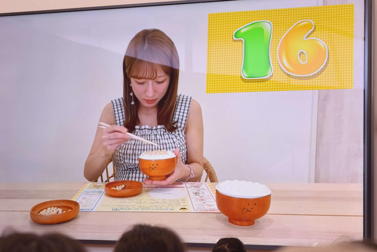 「昆布と豆で地球を救う」イベントにVTR出演した辻希美（撮影・阪口孝志）