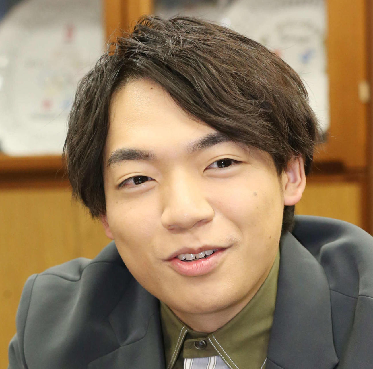 伊沢拓司（2022年12月撮影）