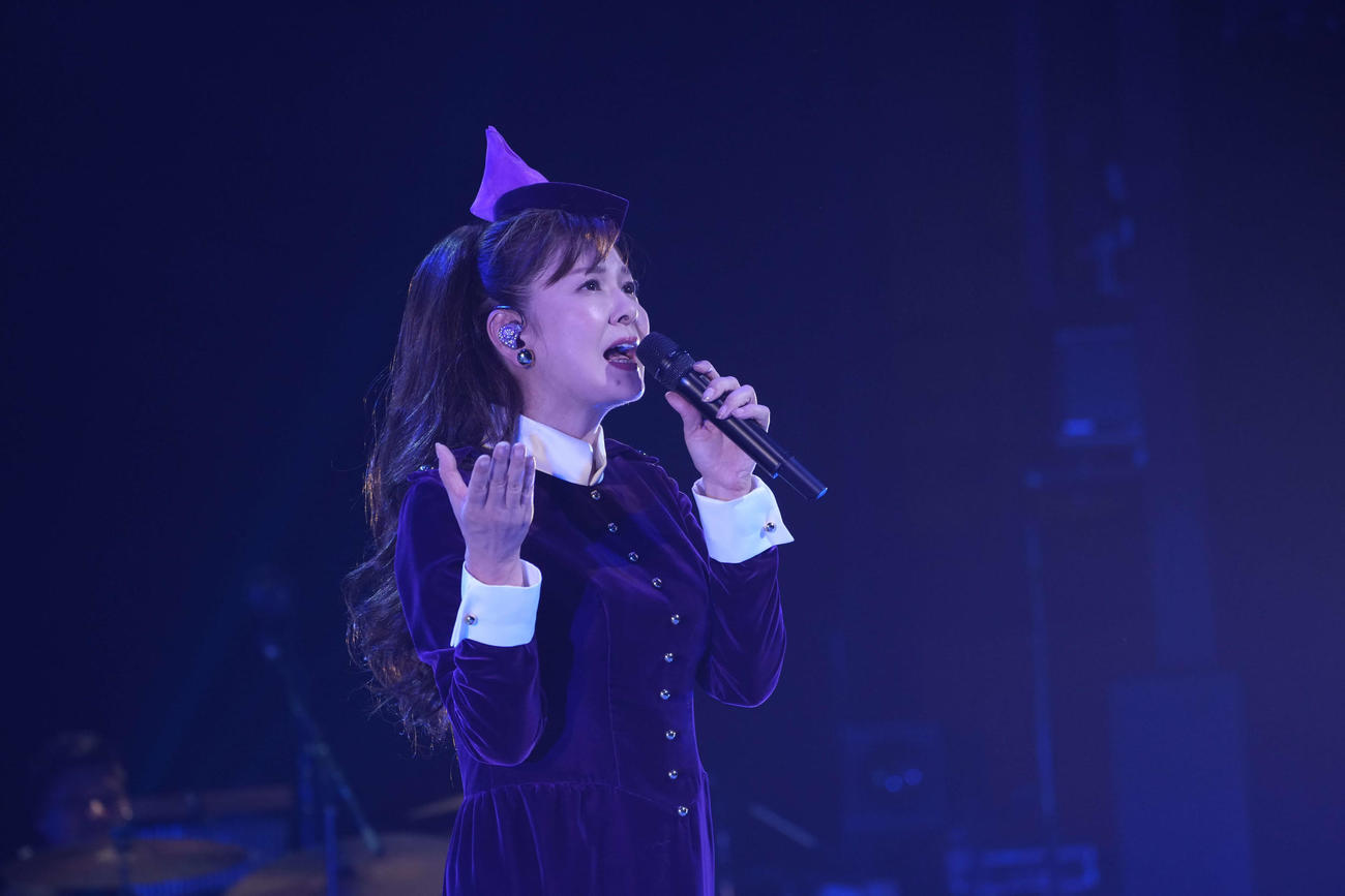 デビュー40周年記念ツアーの初日公演を行った南野陽子（C）HIRO EDWARD SATO