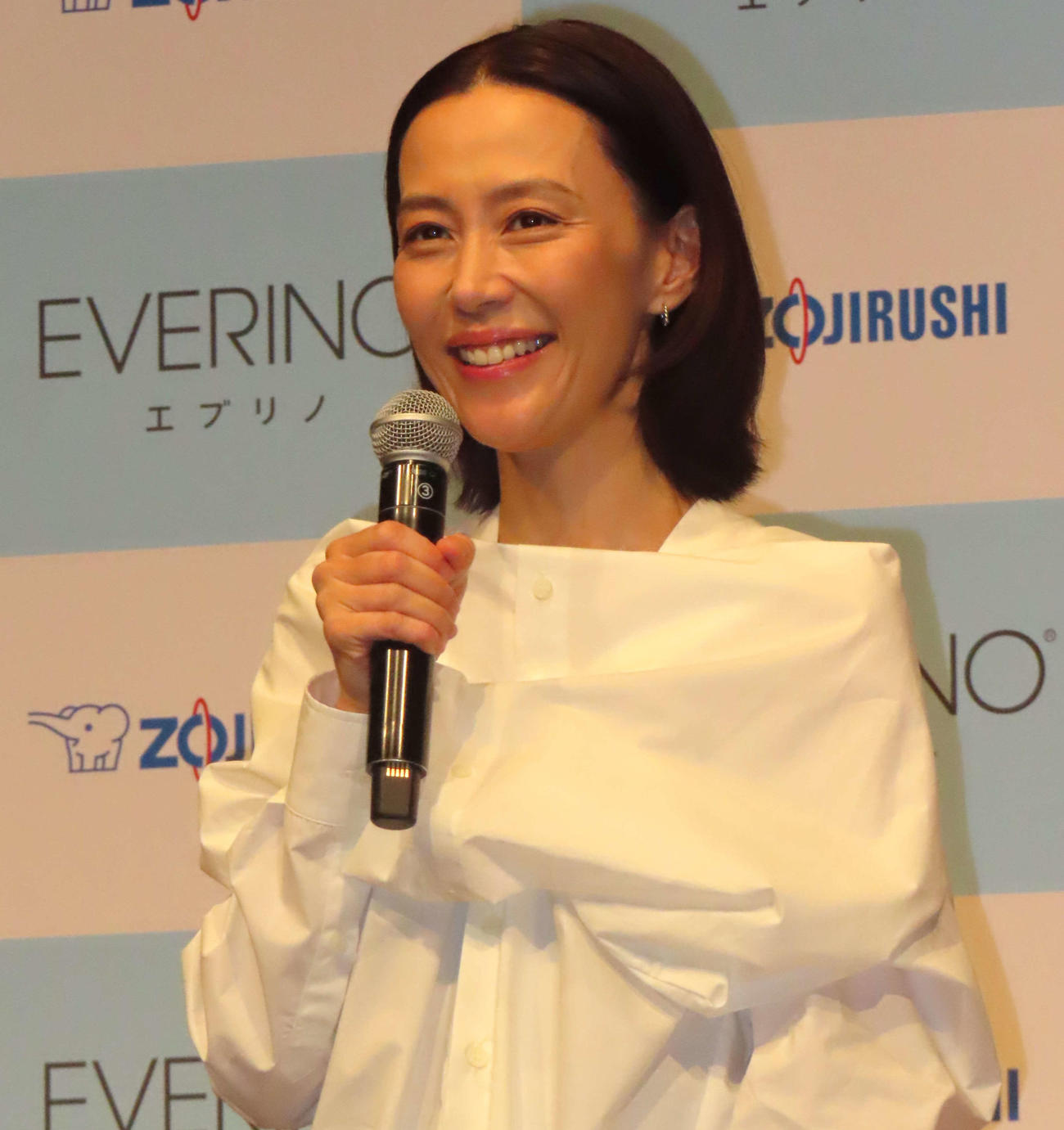 「象印マホービン『EVERINO』ES－LA30発売＆新CM発表会」に登壇した木村佳乃
