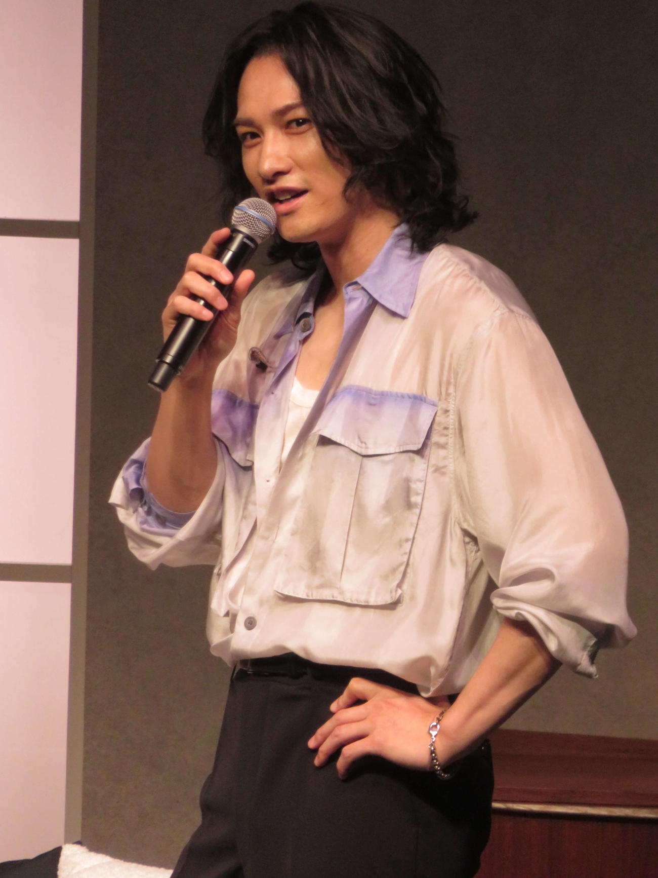 Netflixシリーズ「グラスハート」世界最速試写会イベントに登壇した町田啓太