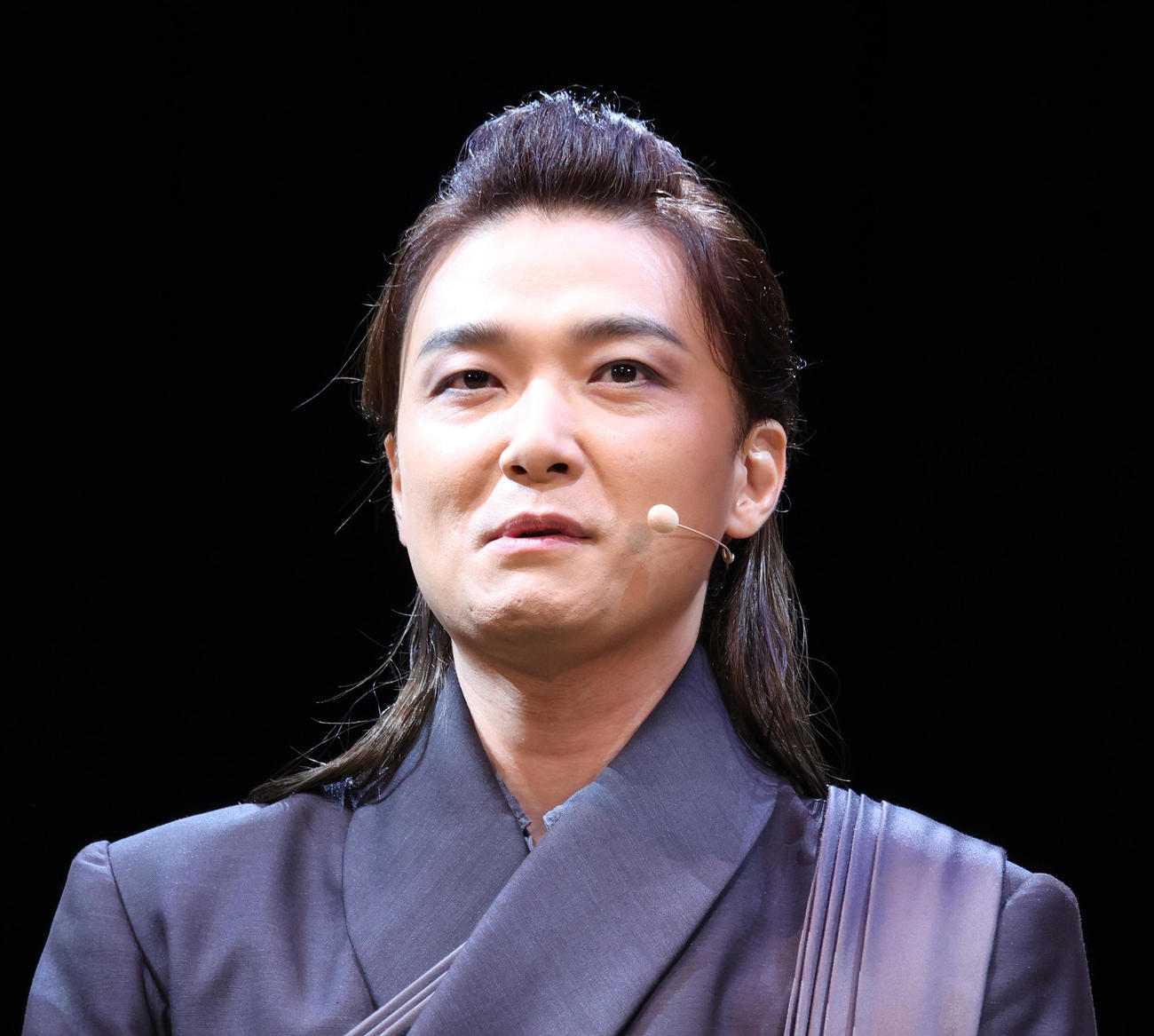 ミュージカル「ナイツ・テイル　ー騎士物語ー」開幕記念会見を行う井上芳雄（撮影・中島郁夫）