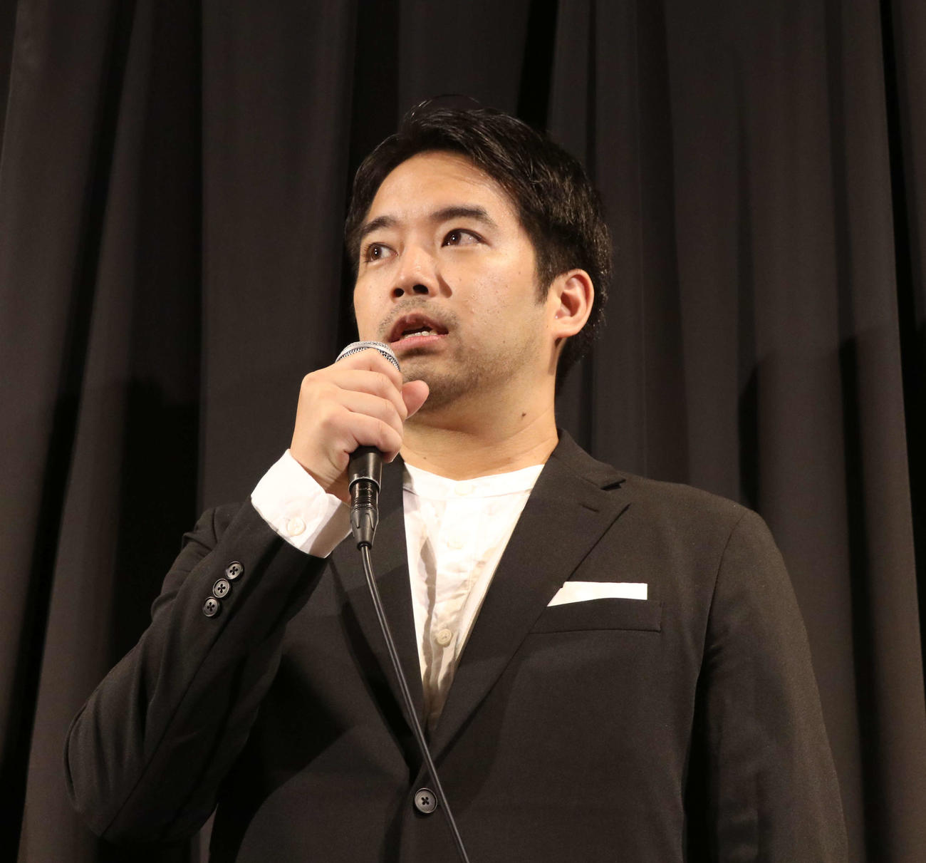 主演映画「行きがけの空」の舞台あいさつに登壇した三浦貴大（撮影・寺本吏輝）