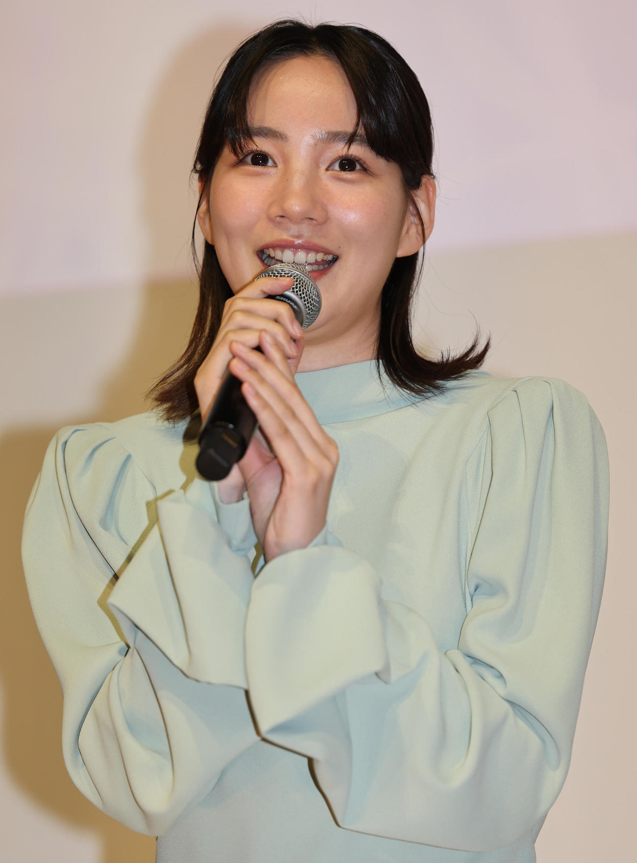 映画「この世界の片隅に」公開記念舞台あいさつに登場したのん（撮影・野上伸悟）