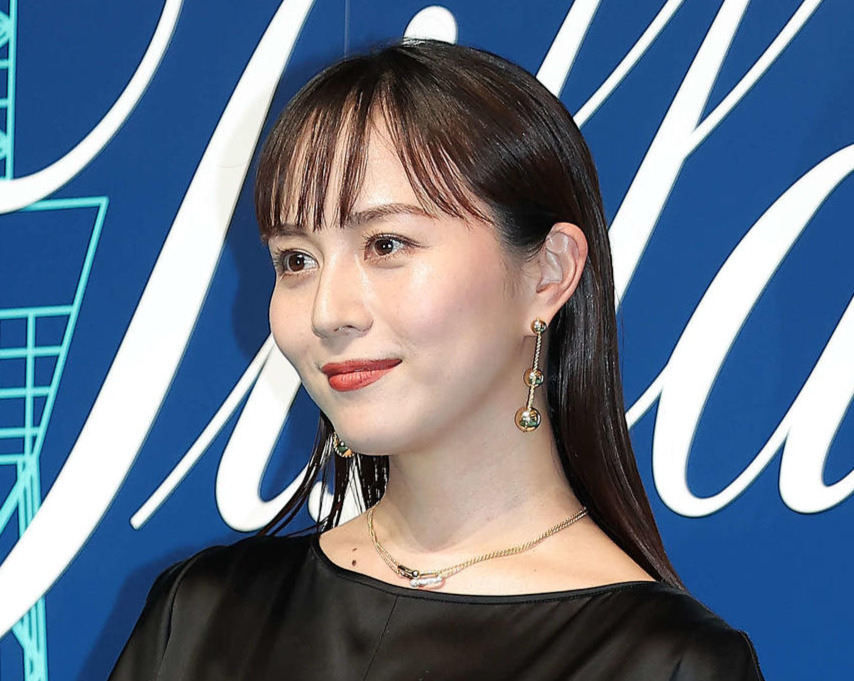 比嘉愛未（2023年撮影）
