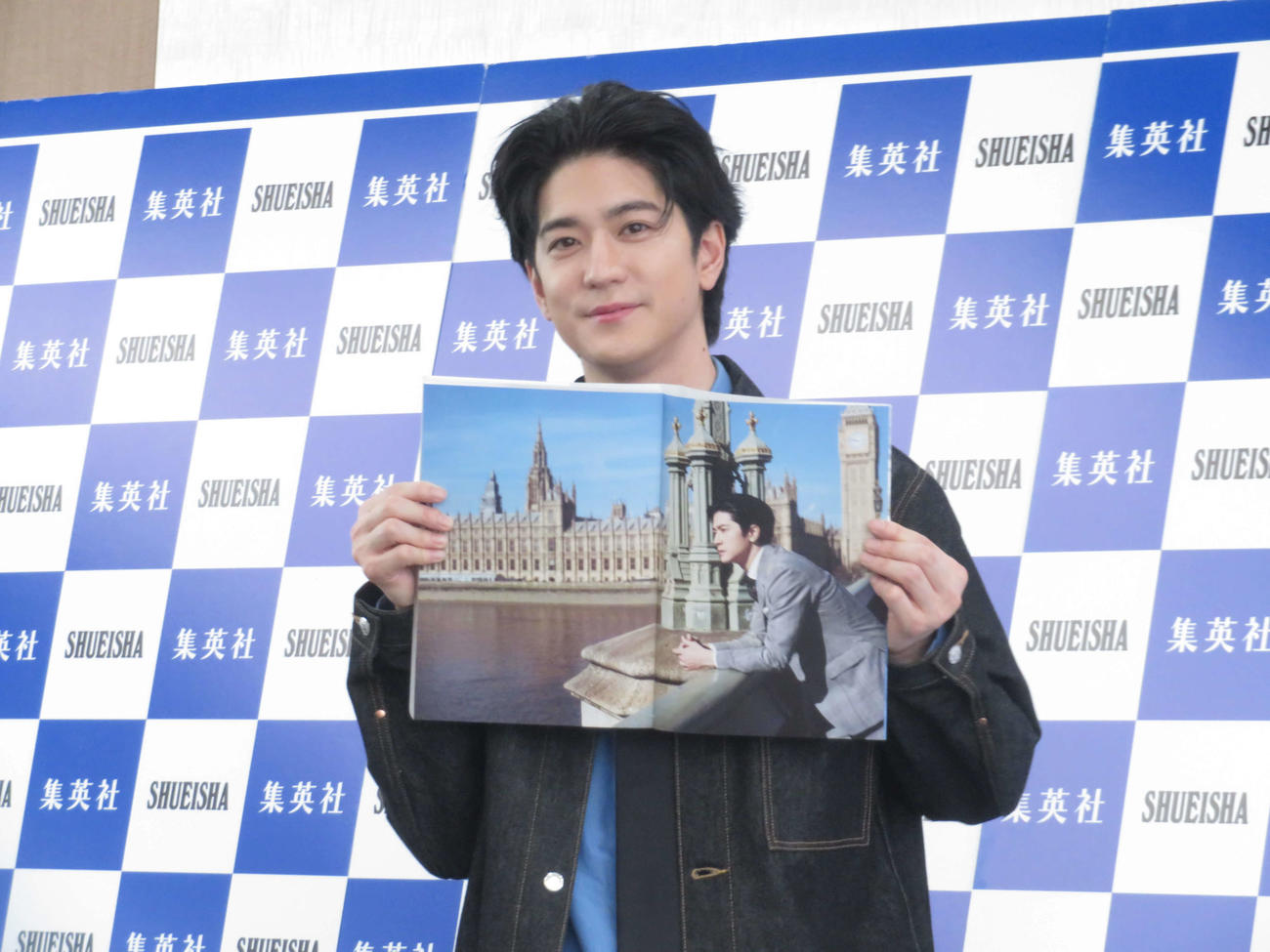 ファースト写真集「Hue I am」発売記念取材会に出席したHey！Say！JUMP中島裕翔