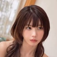 えなこのインスタグラムから