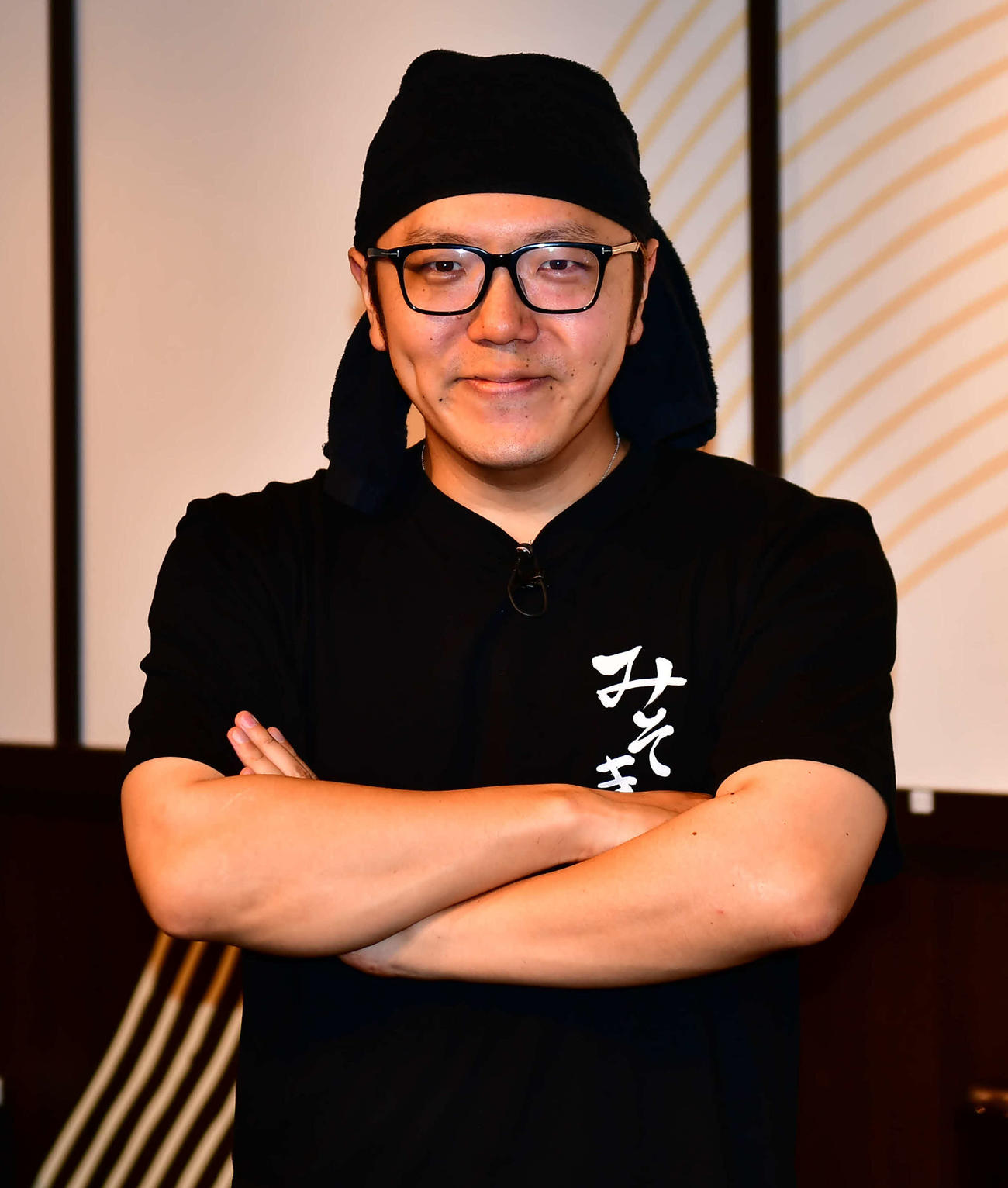ラーメン屋「みそきん」開店記念イベントに登壇したHIKAKIN（撮影・松尾幸之介）