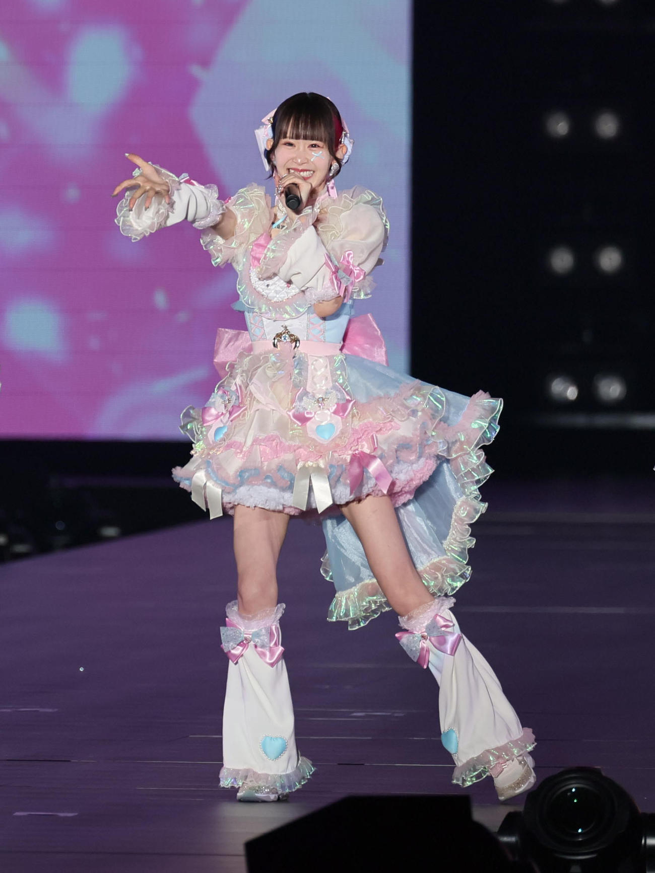 関西コレクション　オープニングステージに登場したゆりにゃ（撮影・宮崎幸一)