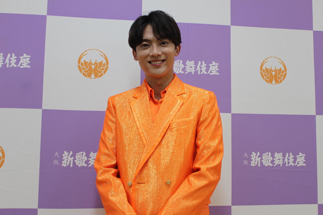 この日の公演をもって演歌第7世代を卒業した辰巳ゆうと