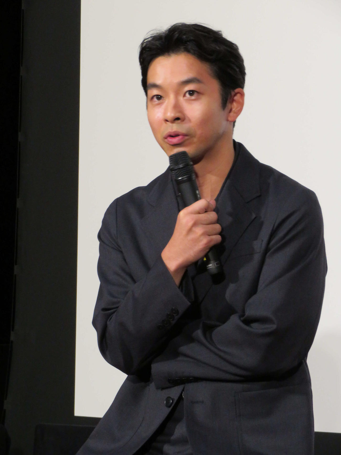 NHKスペシャル「シミュレーション～昭和16年夏の敗戦～」出演者会見に出席した仲野太賀（撮影・村上幸将）