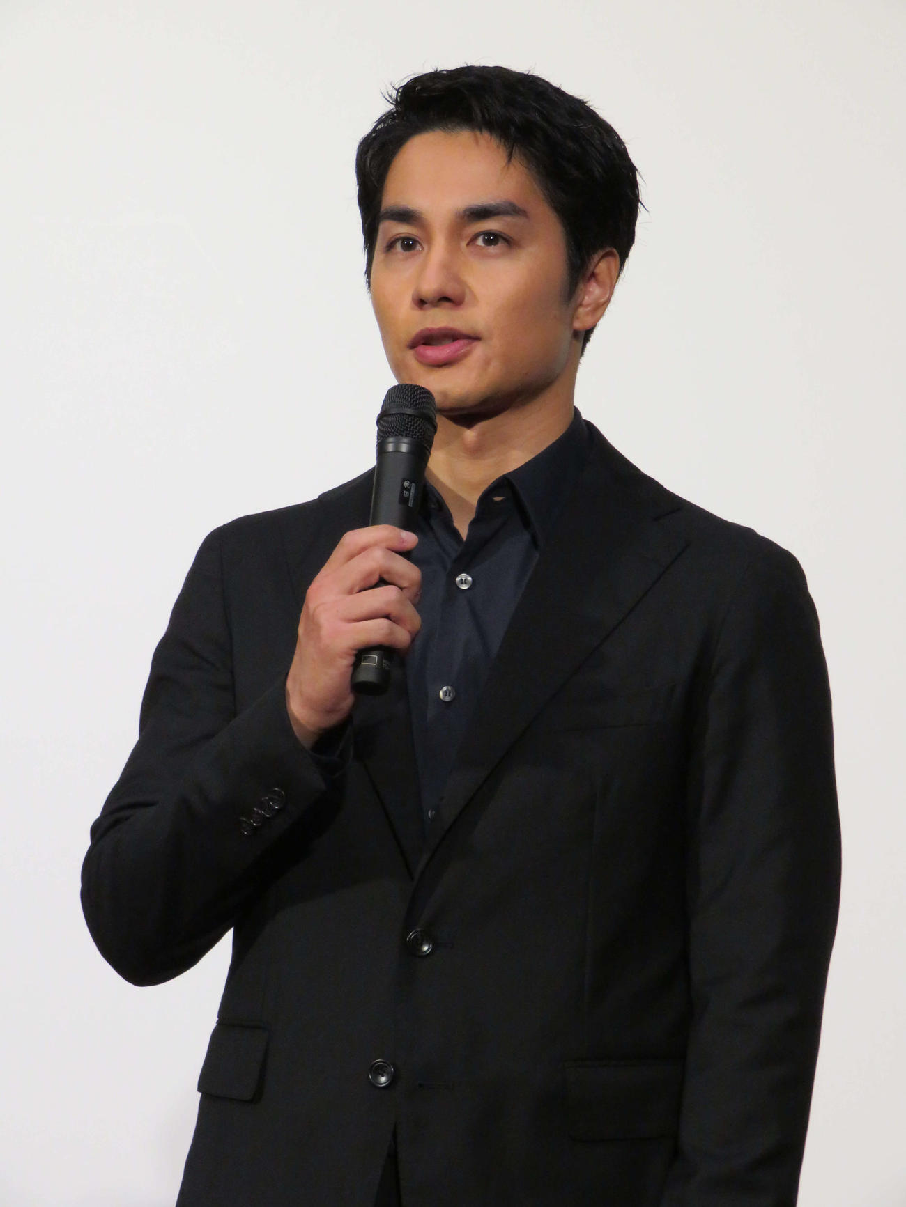 NHKスペシャル「シミュレーション～昭和16年夏の敗戦～」出演者会見に出席した中村蒼（撮影・村上幸将）