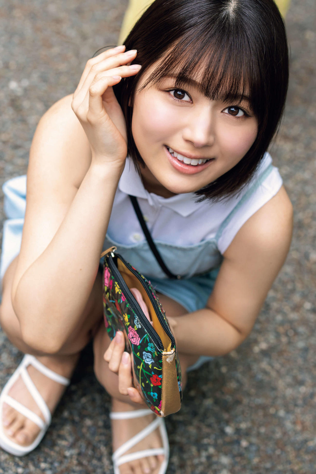 地上波連続ドラマ初主演のABCテレビ「グラぱらっ！」とコラボレーションして発売する北野瑠華の写真集のカット（栗山秀作氏撮影）