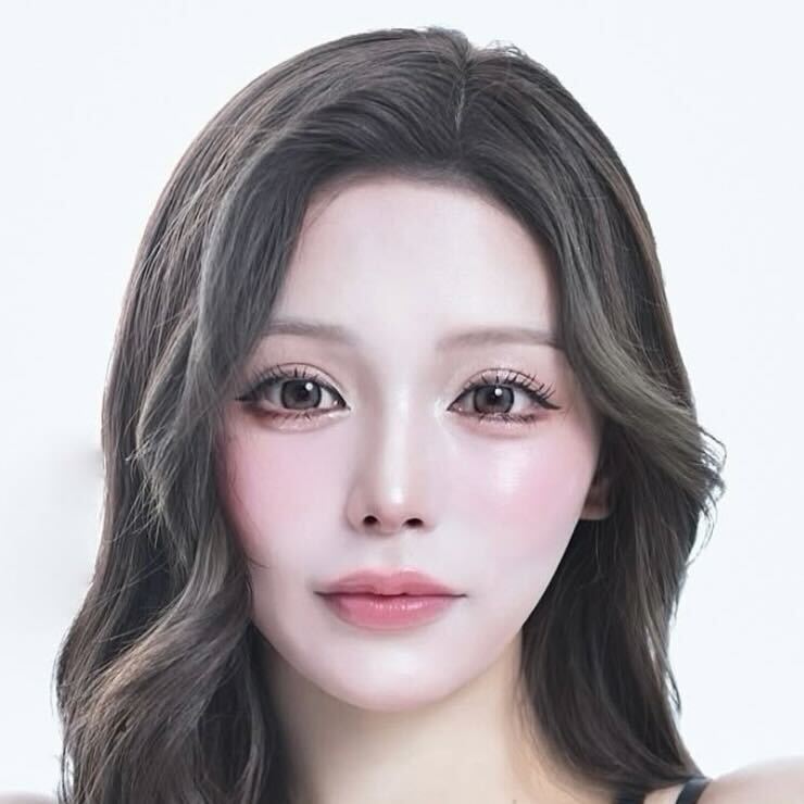 田向星華のインスタグラムから