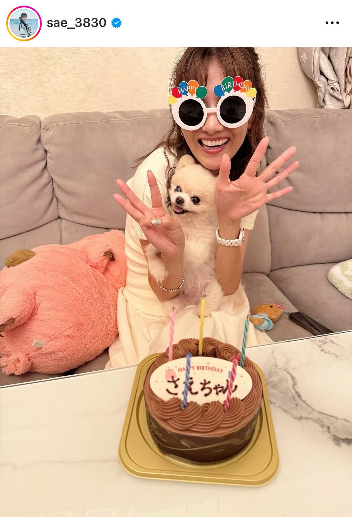 バースデーケーキで祝福される宮澤佐江（インスタグラムから）