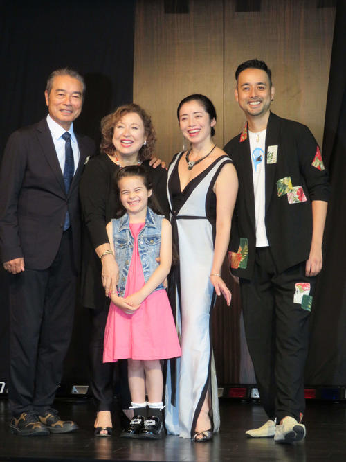 勝野洋さん　サイン色紙　1979年3月30日 キャシー中島の孫八瑠子が勝野劇団公演でキャシーの幼少期役で出演