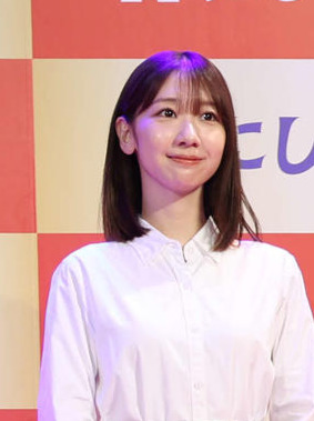 柏木由紀＝25年5月