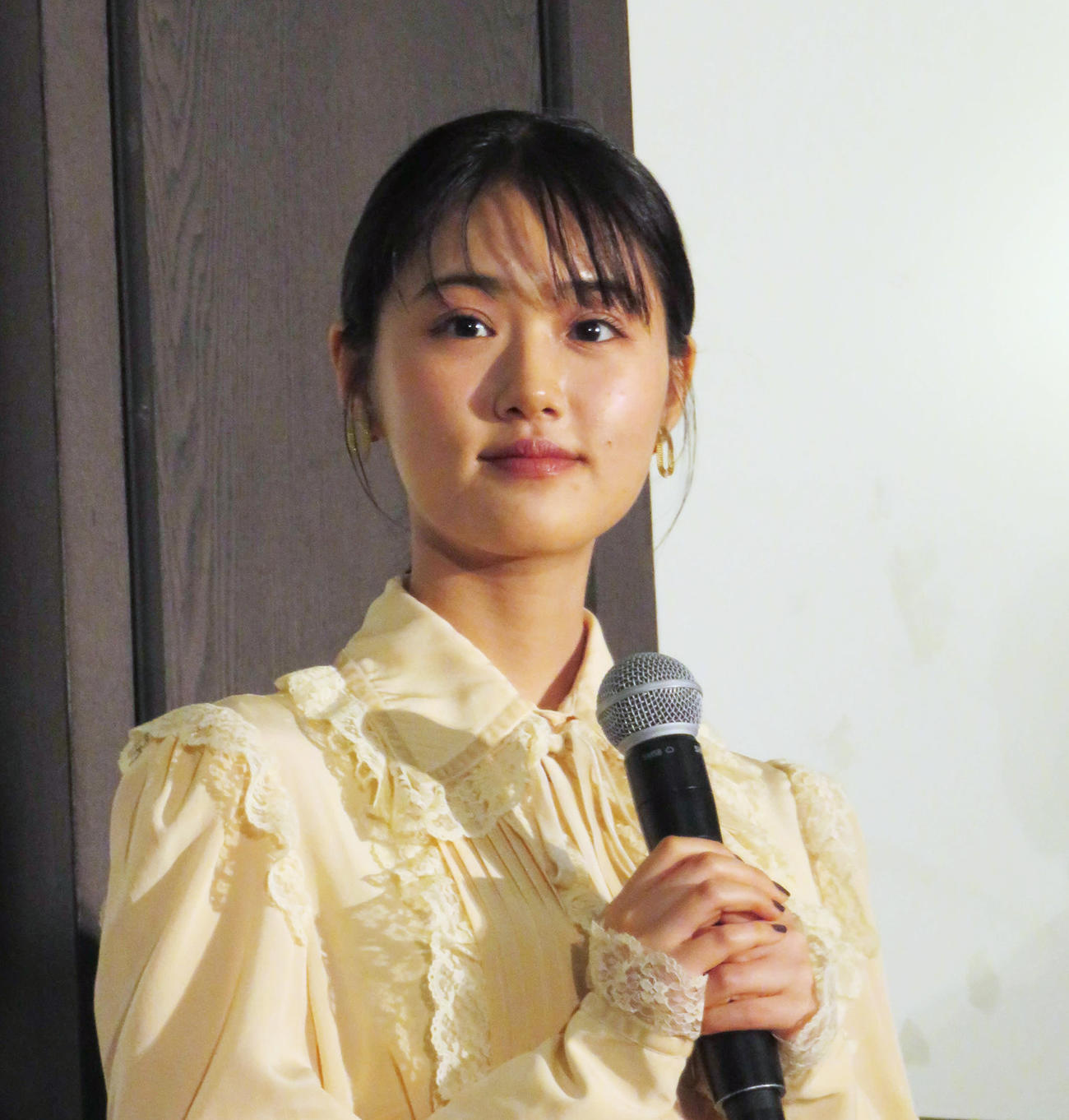 劇場アニメ「不思議の国でアリスと－Dive in Wonderland－」のティーパーティーイベントに登場した原菜乃華