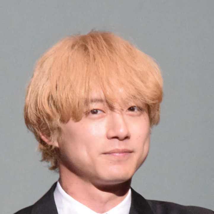 坂口健太郎（2025年5月撮影）