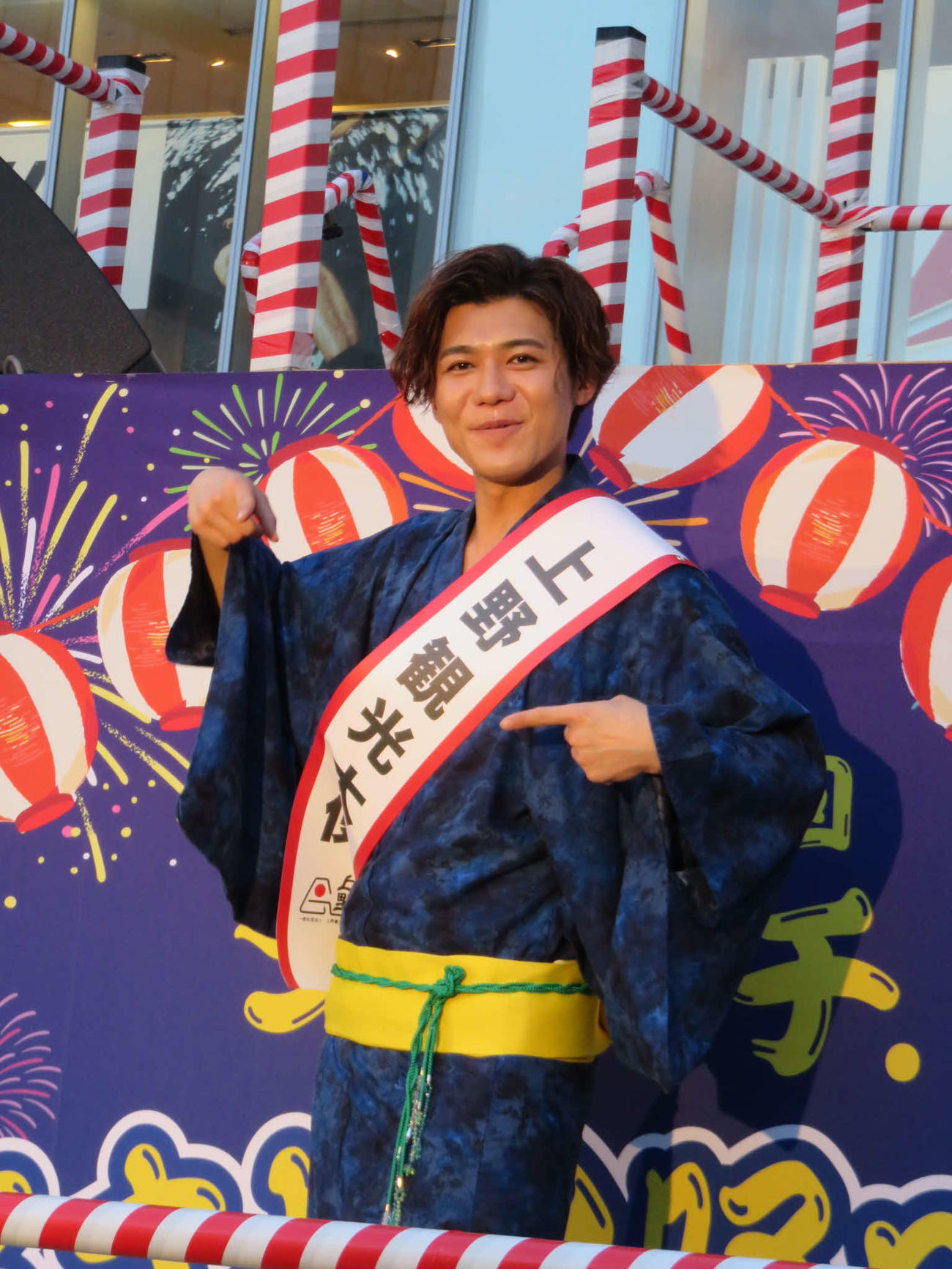 初の「上野観光大使」に任命された新浜レオン