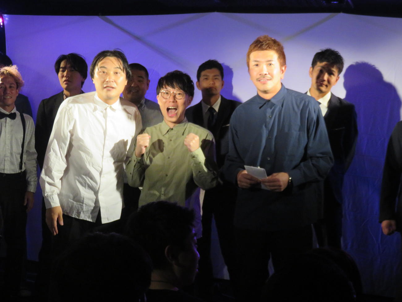 3連覇のバシコネ。左から杉浦元、戸川創太、柴田基
