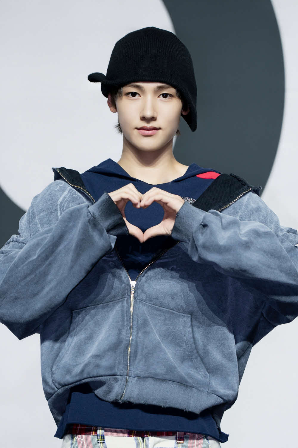 1st EP「COLOR OUTSIDE THE LINES」メディアショーケースに出席したCORTIS・SEONGHYEON（（P）＆（C）BIGHIT MUSIC）