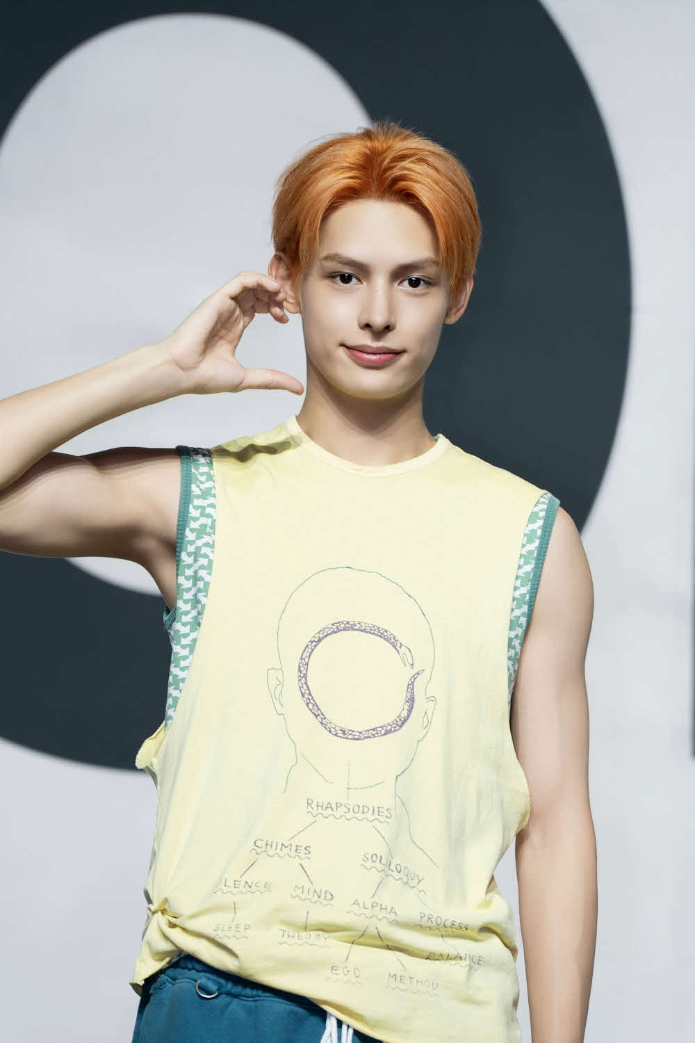 1st EP「COLOR OUTSIDE THE LINES」メディアショーケースに出席したCORTIS・JAMES（（P）＆（C）BIGHIT MUSIC）