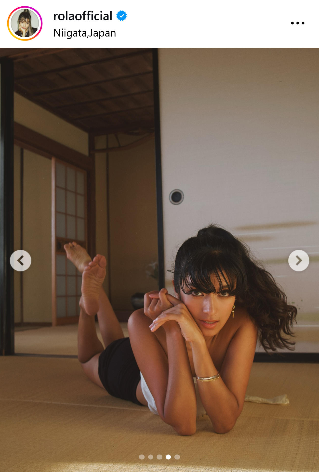 ローラのインスタグラムから