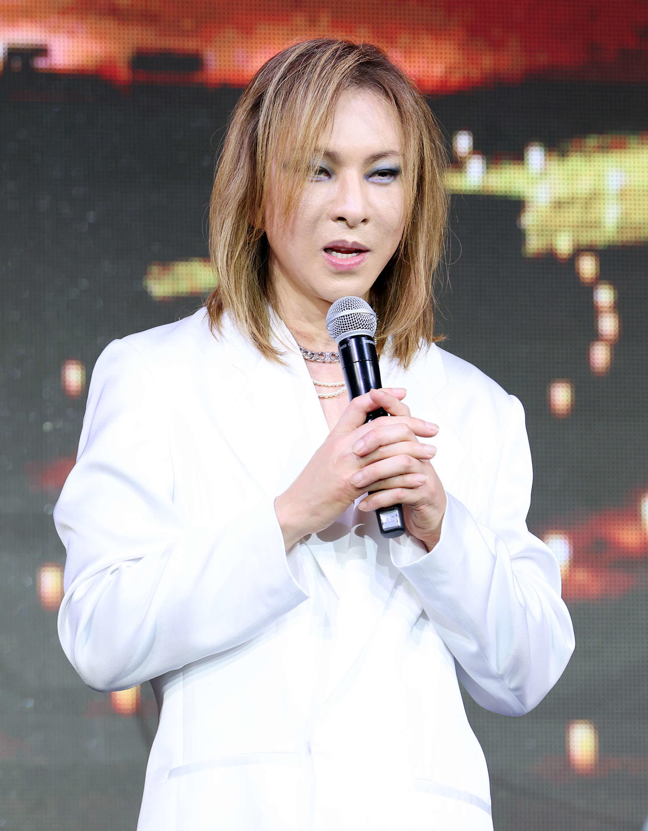 YOSHIKI　サウジアラビア公演発表記者会見に登壇し、ファンへの感謝を述べたYOSHIKI（撮影・山本朝陽）