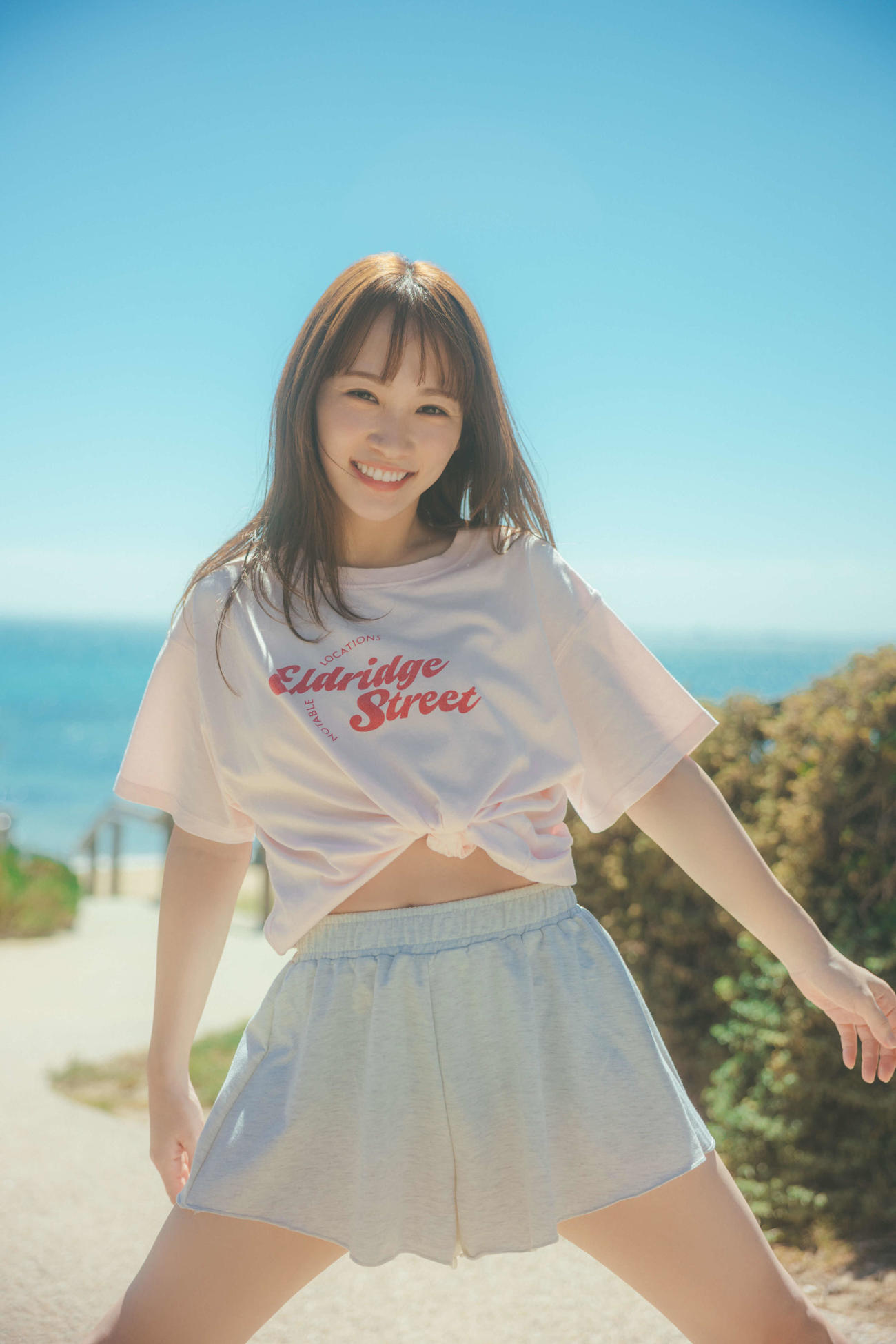 川栄李奈1st写真集「youphoria」掲載カット