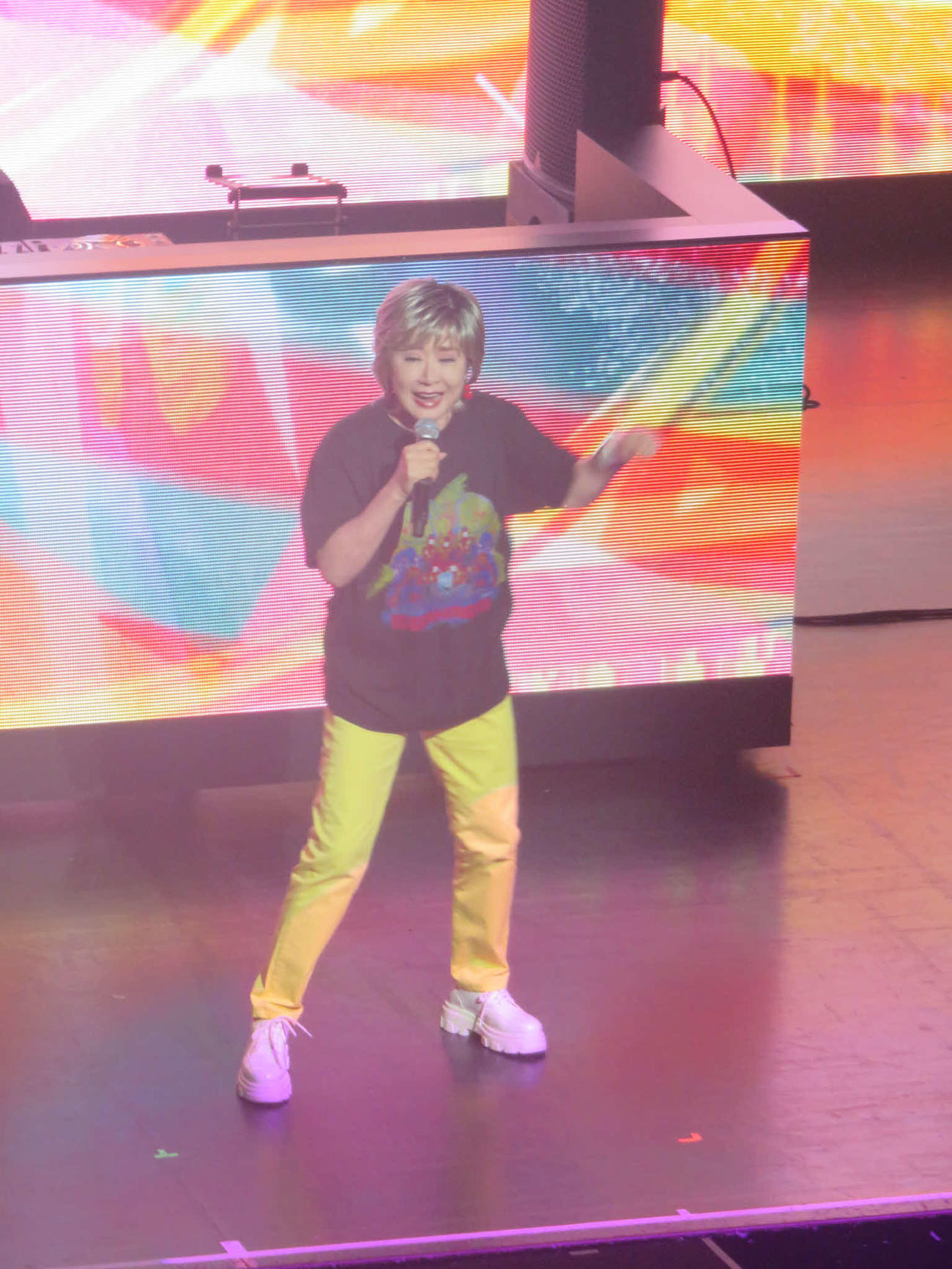 ノリノリのDJ幸子