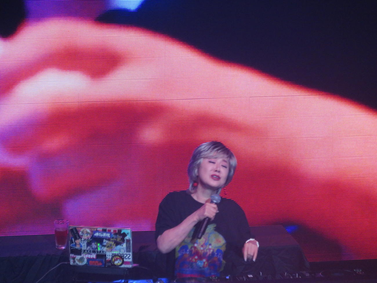 トランス状態のDJ幸子
