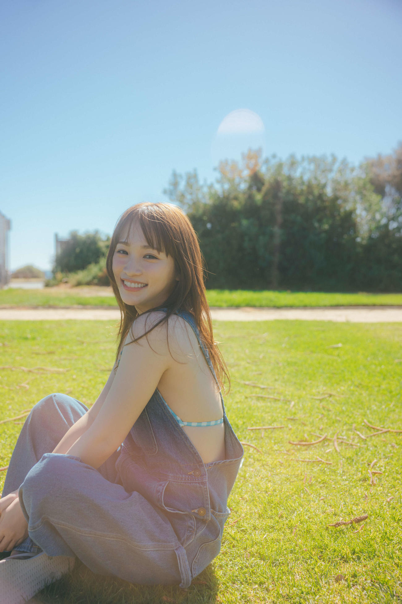 川栄李奈1st写真集「youphoria」掲載カット
