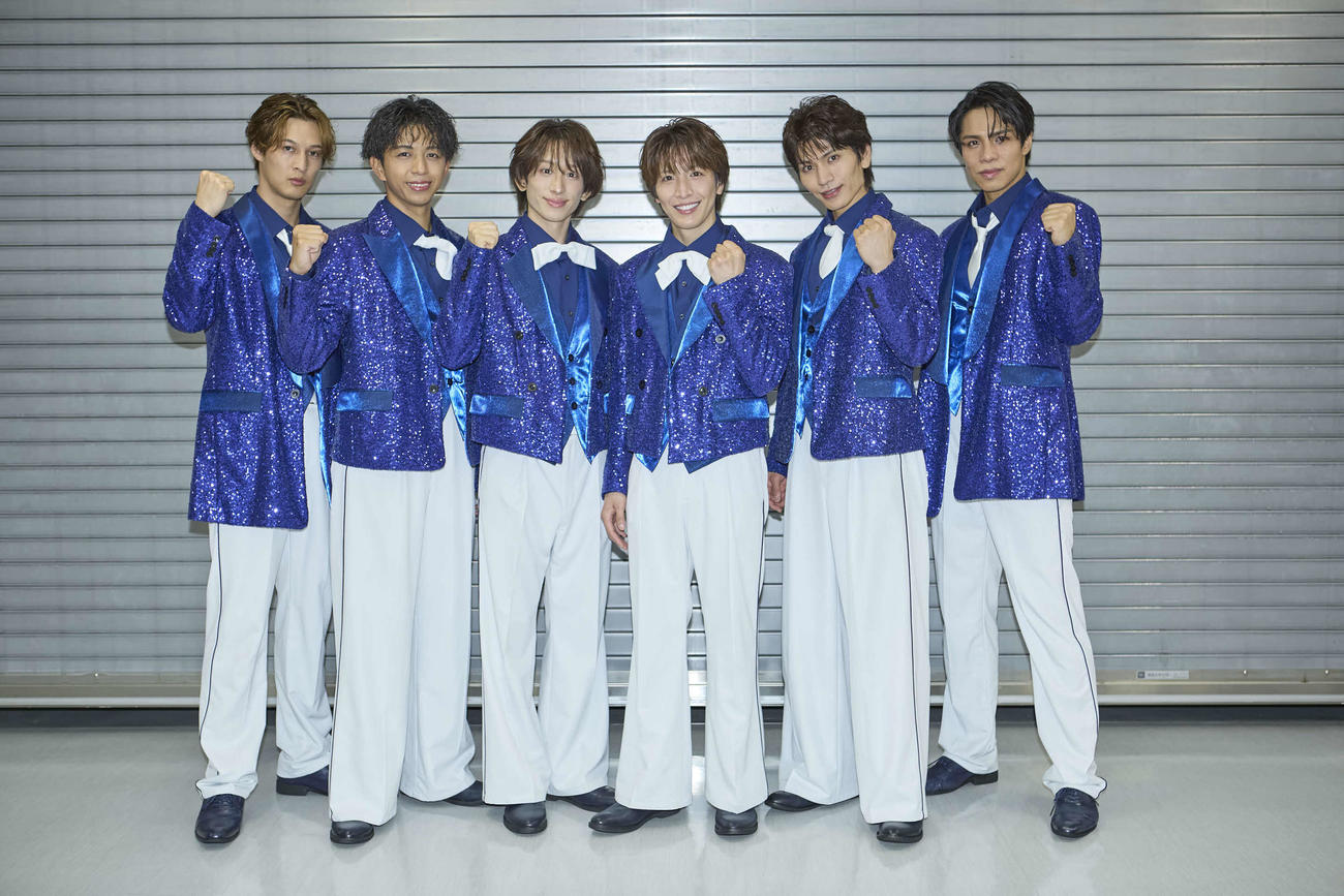 「MATSURI 1st　コンサートツアー　祭　～大千穐楽～」を開催したMATSURI。左から渡辺真、橋爪健二、小野寺翼、松岡卓弥、鈴木渉、柳田優樹