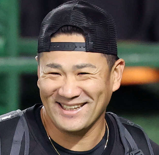 笑顔を見せる巨人田中将（2025年8月撮影）