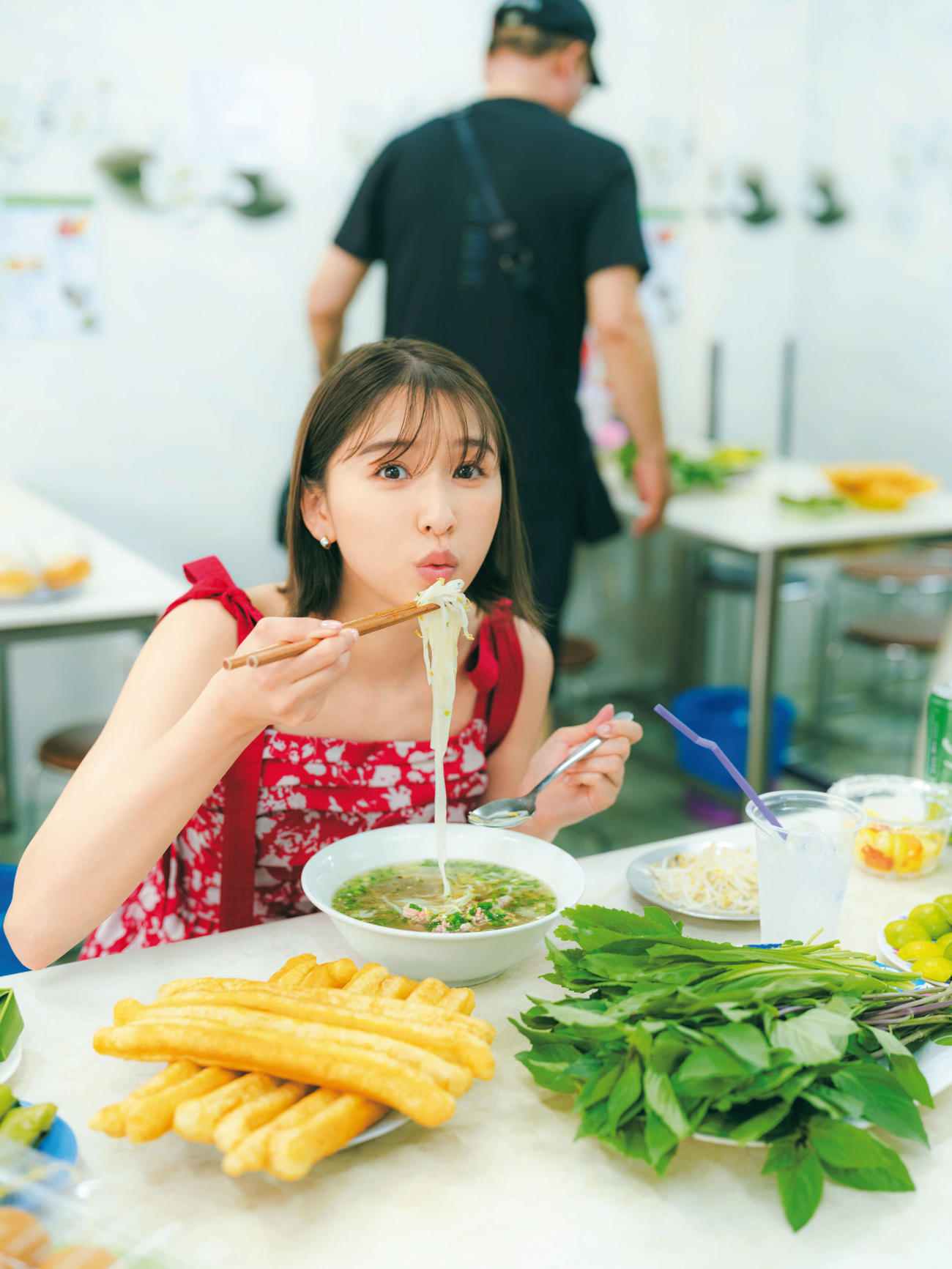 玉井詩織1st写真集「たまゆら」収録カット（（C）SDP）