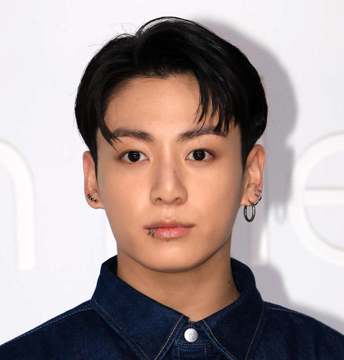 韓流】BTSジョングク、3度目のMV2億再生突破 23年公開楽曲 - 韓国