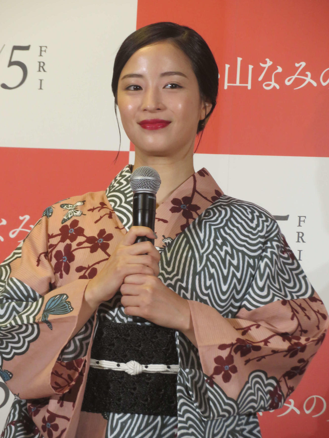 映画「遠い山なみの光」公開直前大ヒット祈願イベントに出席した広瀬すず（撮影・川田和博）