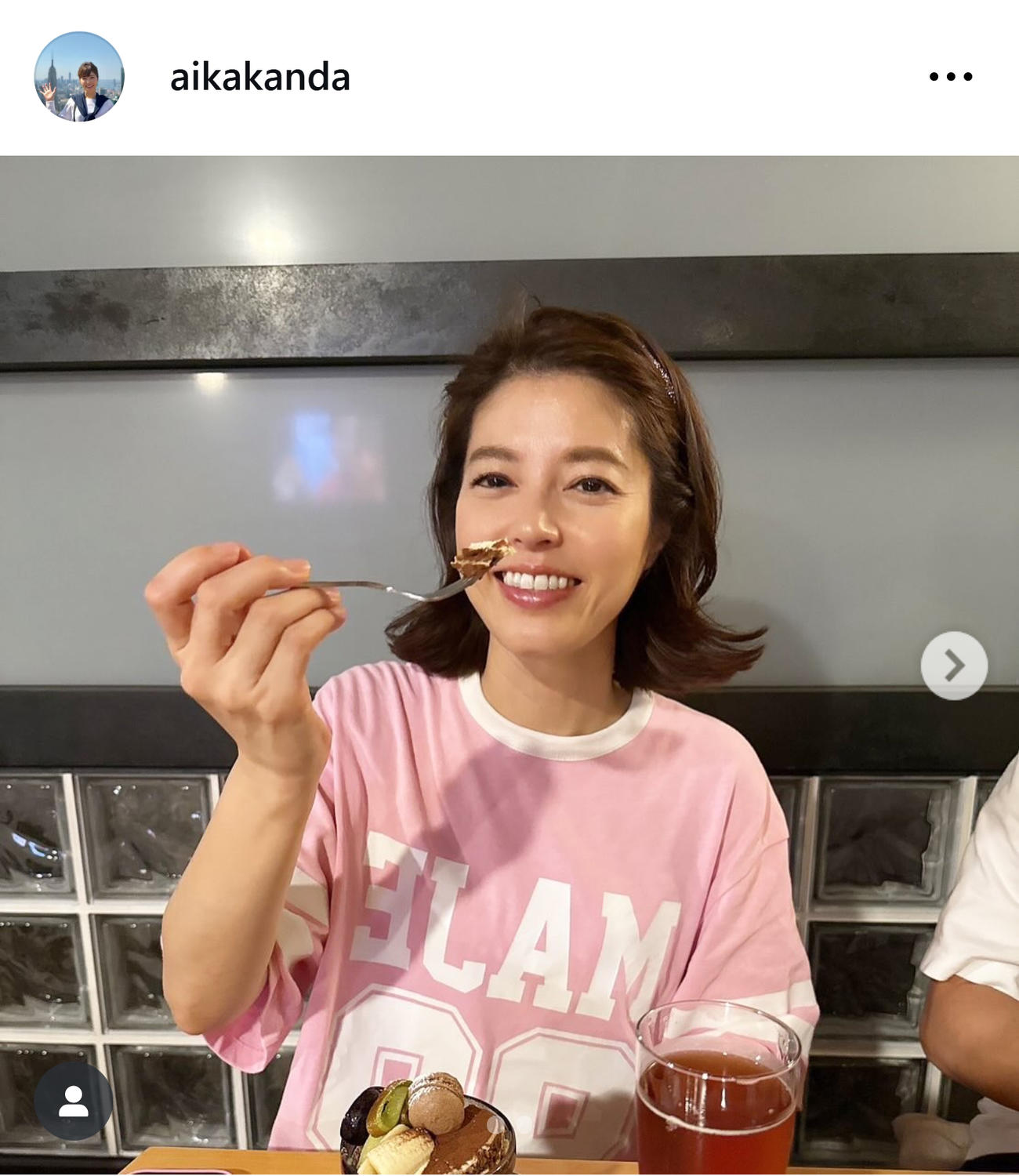 ティラミスに笑顔の神田愛花（神田愛花のインスタグラムから）
