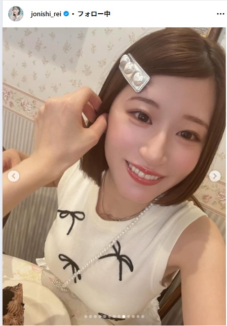 ノースリーブトップス姿の上西怜（上西怜のインスタグラムから）