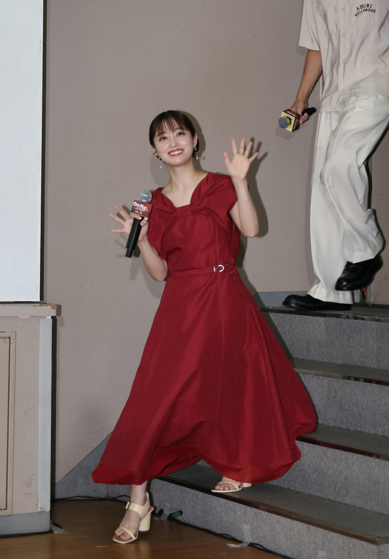学校プレミアにサプライズ登場した橋本環奈（撮影・増田悦実）