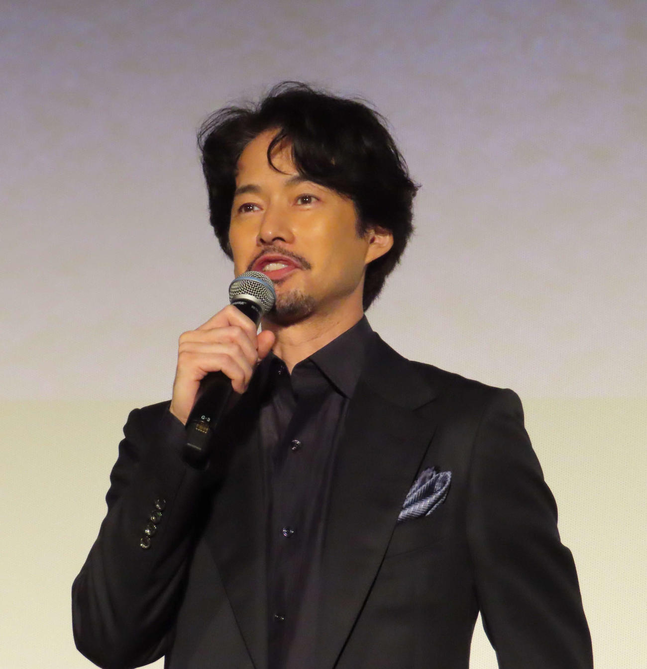 映画「雪風　YUKIKAZE」の大ヒット御礼舞台あいさつに登壇した竹野内豊（撮影・寺本吏輝）