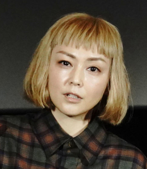 吉村由美（2021年11月撮影）