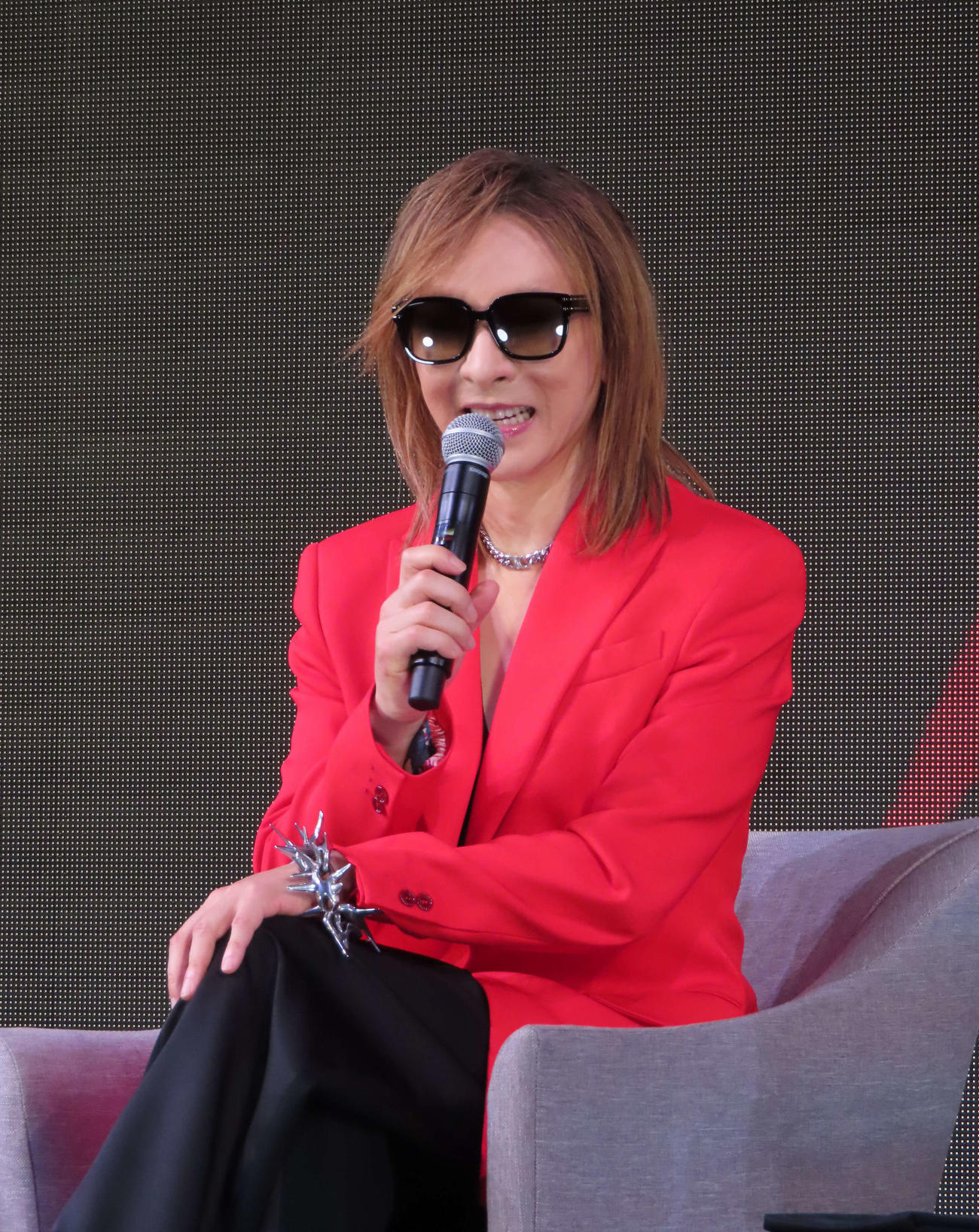 自身がプロデュースするワインの新ヴィンテージ発表会に登場したYOSHIKI（撮影・寺本吏輝）