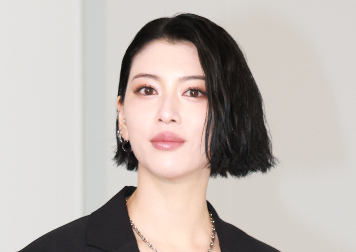 Calvin Kleinのイベントに登場した三吉彩花（撮影・中島郁夫）