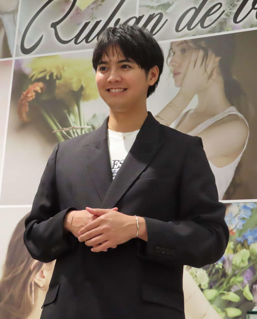 片寄涼太、誕生日当日に監修ジュエリーのポップアップがオープン
