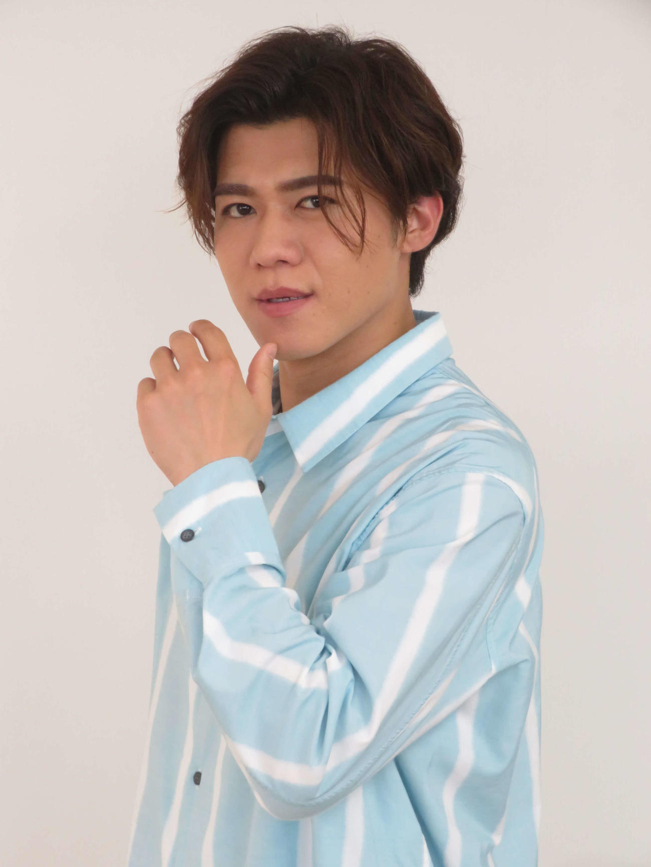 初出演となったNHK大河ドラマ「べらぼう～蔦重栄華乃夢噺～」合同取材会に出席した新浜レオン（撮影・川田和博）
