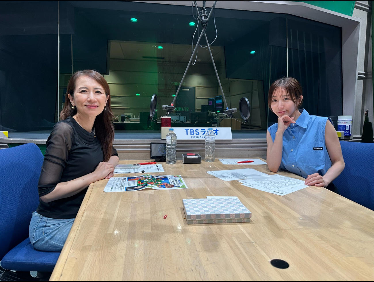 ゲスト出演した堀井美香とパーソナリティーの田中みな実（TBSラジオ「田中みな実あったかタイム」公式Xから）