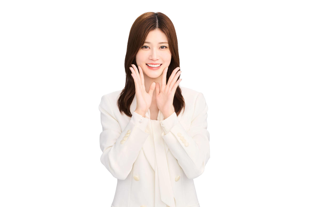 「ココナラ」イメージキャラクターに就任した生見愛瑠