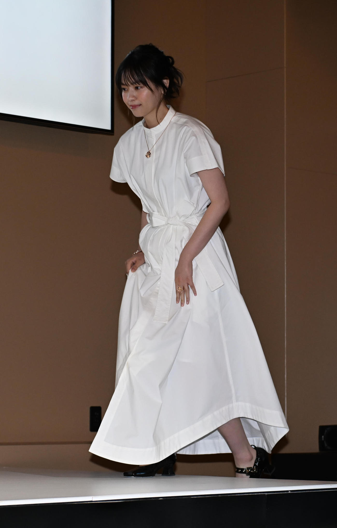 フランス館の「ショーメ、自然美への賛歌」でオープニングイベントに登壇する西野七瀬（撮影・和賀正仁）